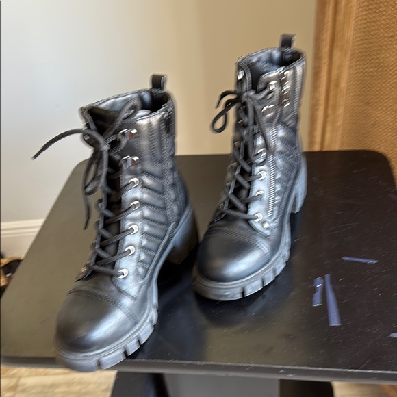 GBG Black Quilted Lace-Up Ankle Boots - Picture 8 of 17